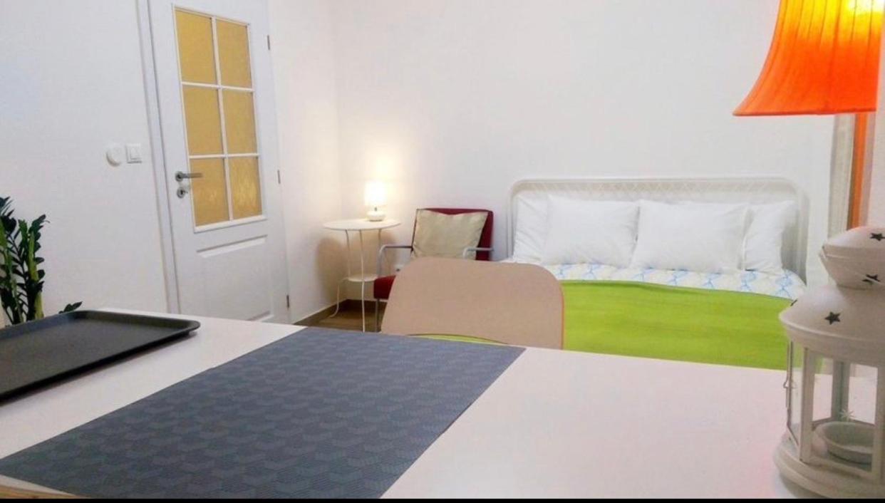 Aparthotel Square Prague 1 Экстерьер фото
